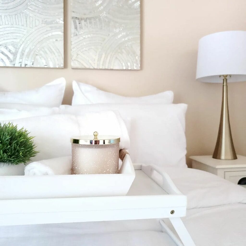 Neutral Colors for a Guest Bedroom
