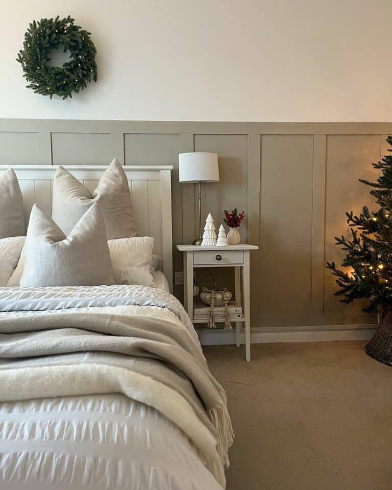 Seasonal Details Enhance a Neutral Bedroom