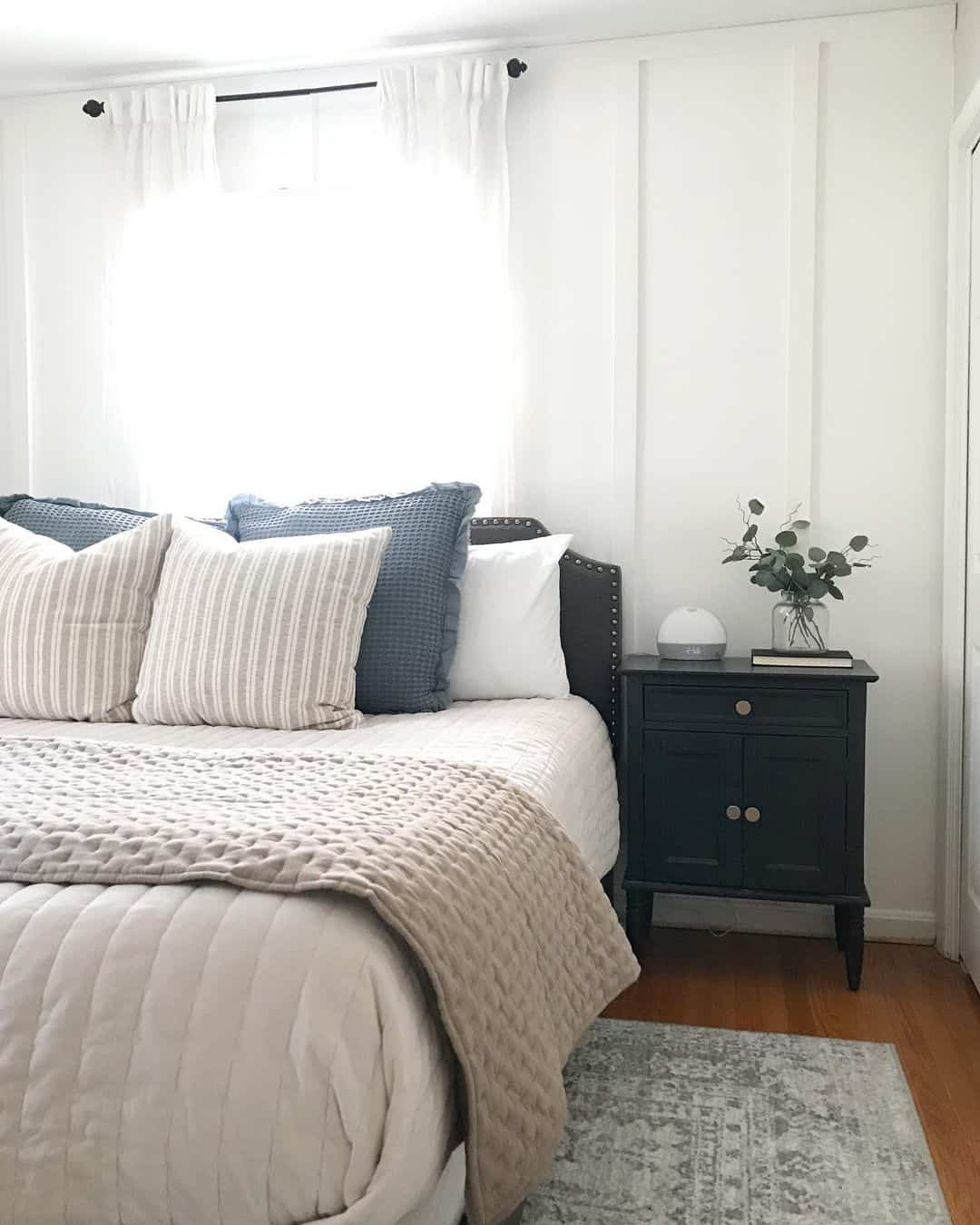 Short Headboard Natural Light Soul & Lane