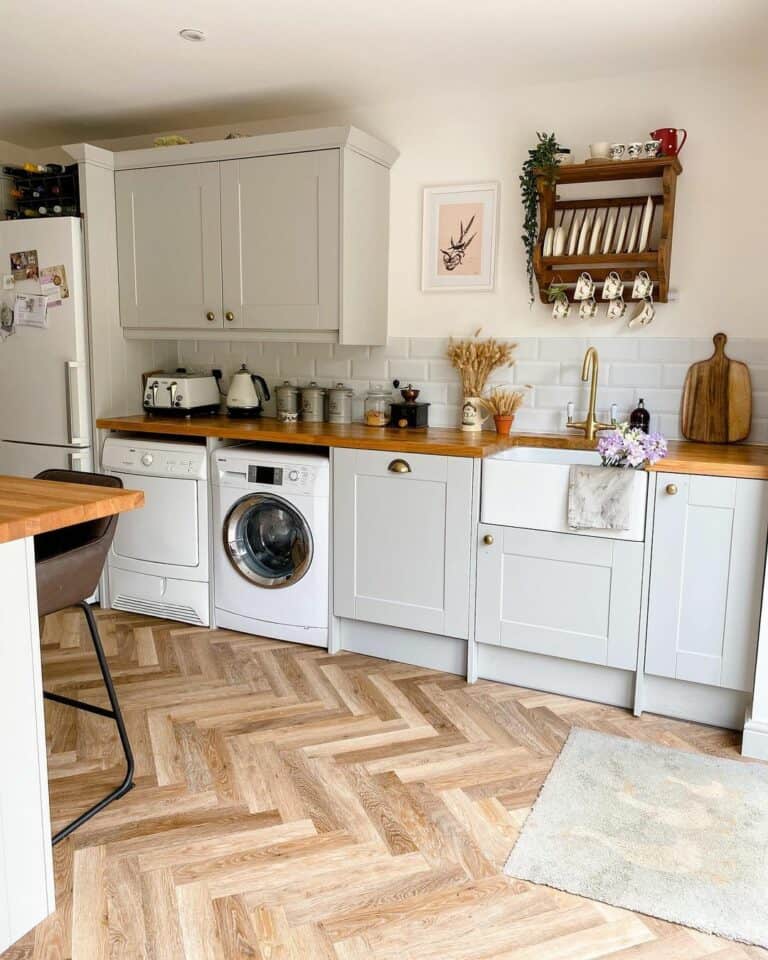 Stylish Kitchen With Laundry Appliances