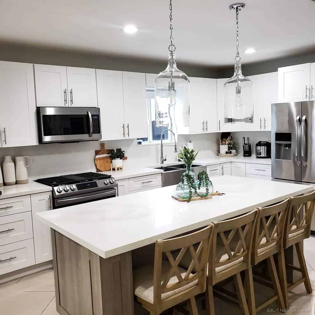 Picture of 24 Stunning Small Kitchen Floor Tile Ideas for Any Style