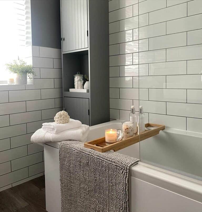 Dark Grout Drama: Expert Tips for Your Chic Bathroom Makeover