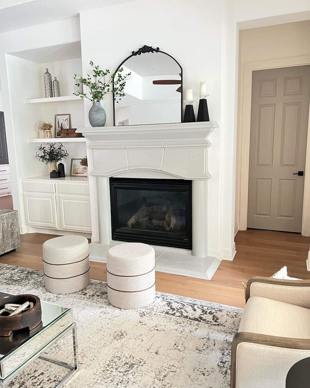 Classic Living Room Design With Cabinets - Soul & Lane