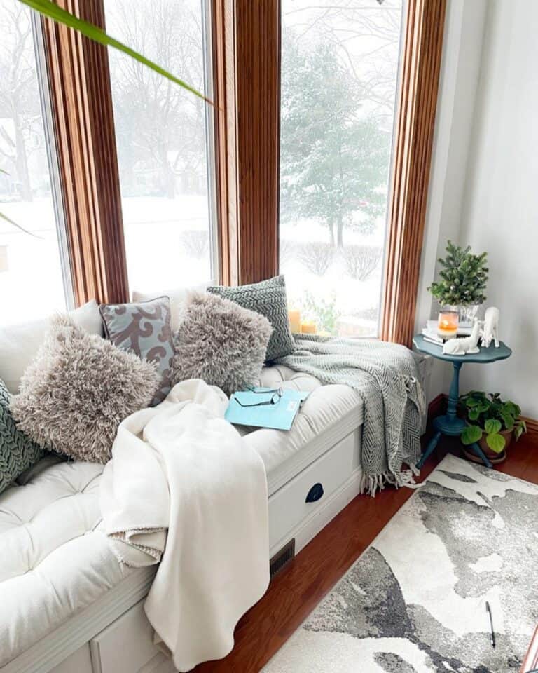 Coziness and Style in One Space