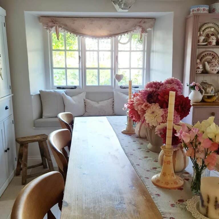Floral Arrangements as a Centerpiece