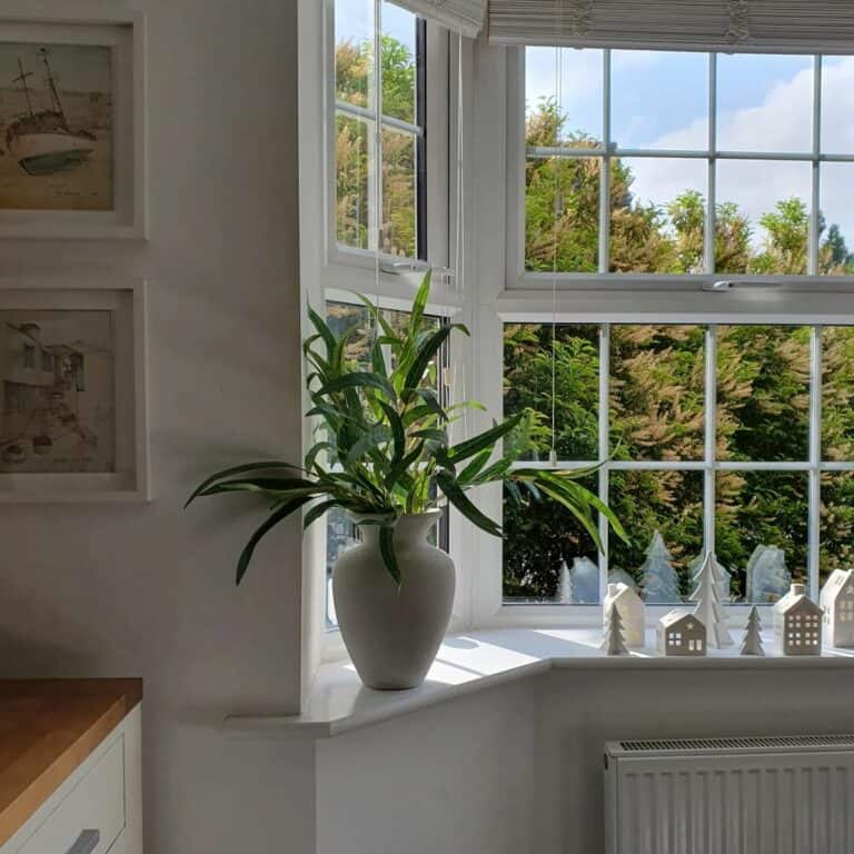 Subtle Seasonal Accents With Spirit