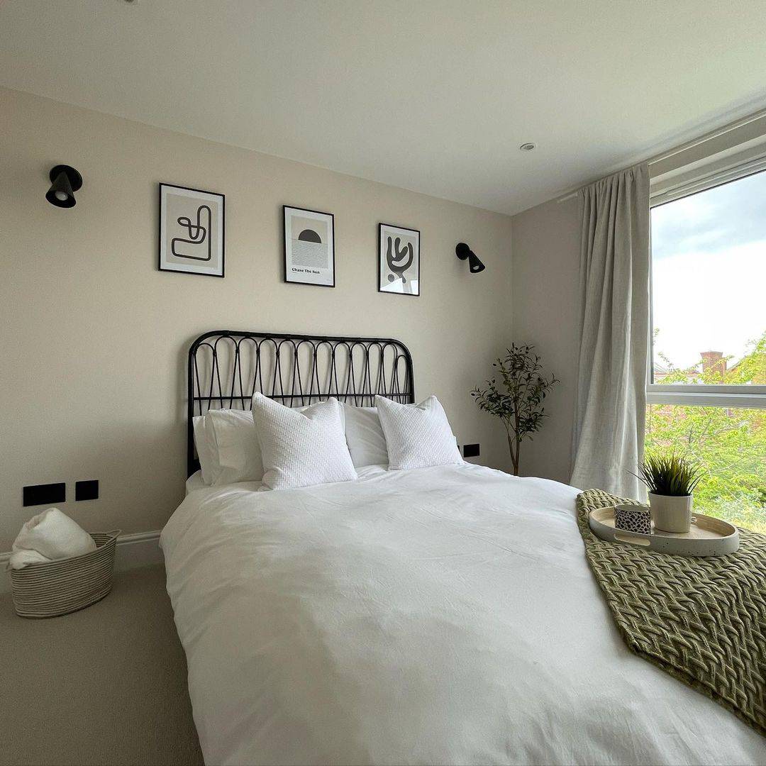 Custom Black Headboard Bedroom Ideas - Soul & Lane