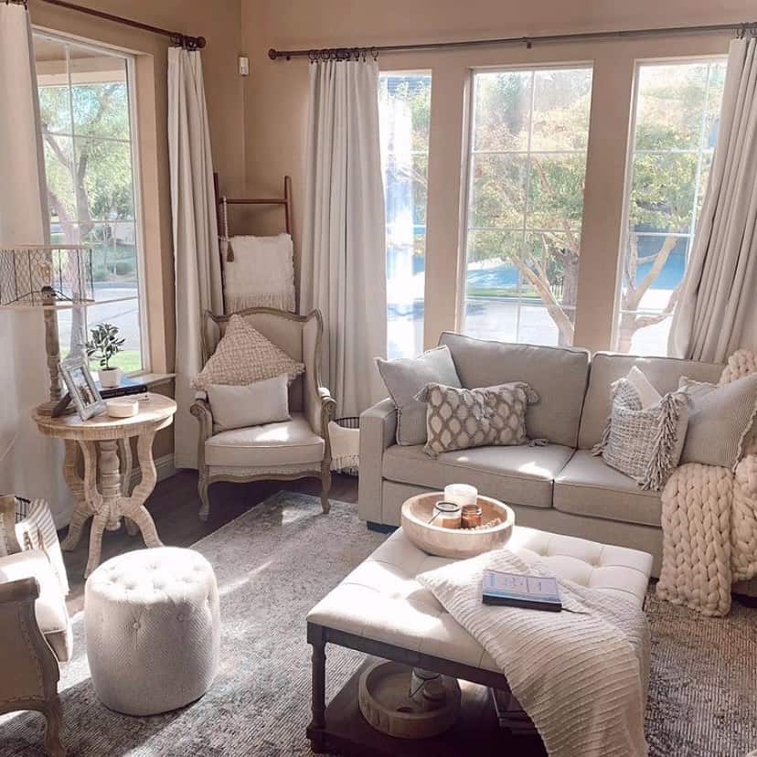 Flowing Curtains Perfect for a Vintage Space