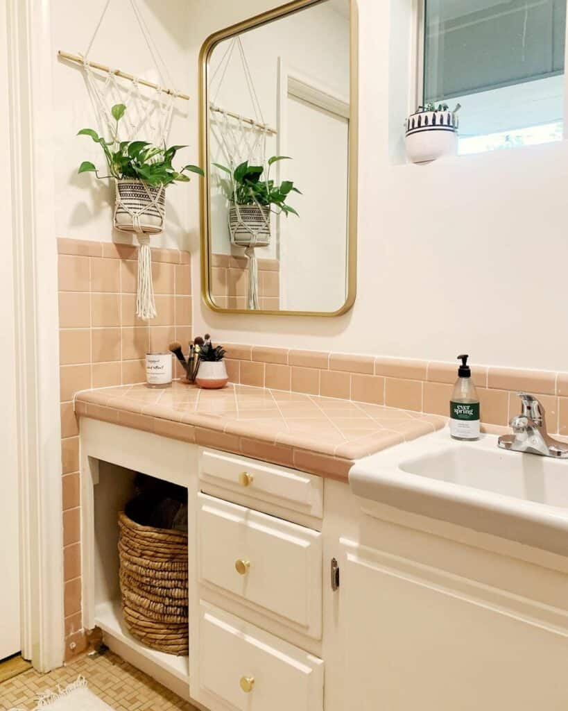 Refreshing a Retro Bathroom