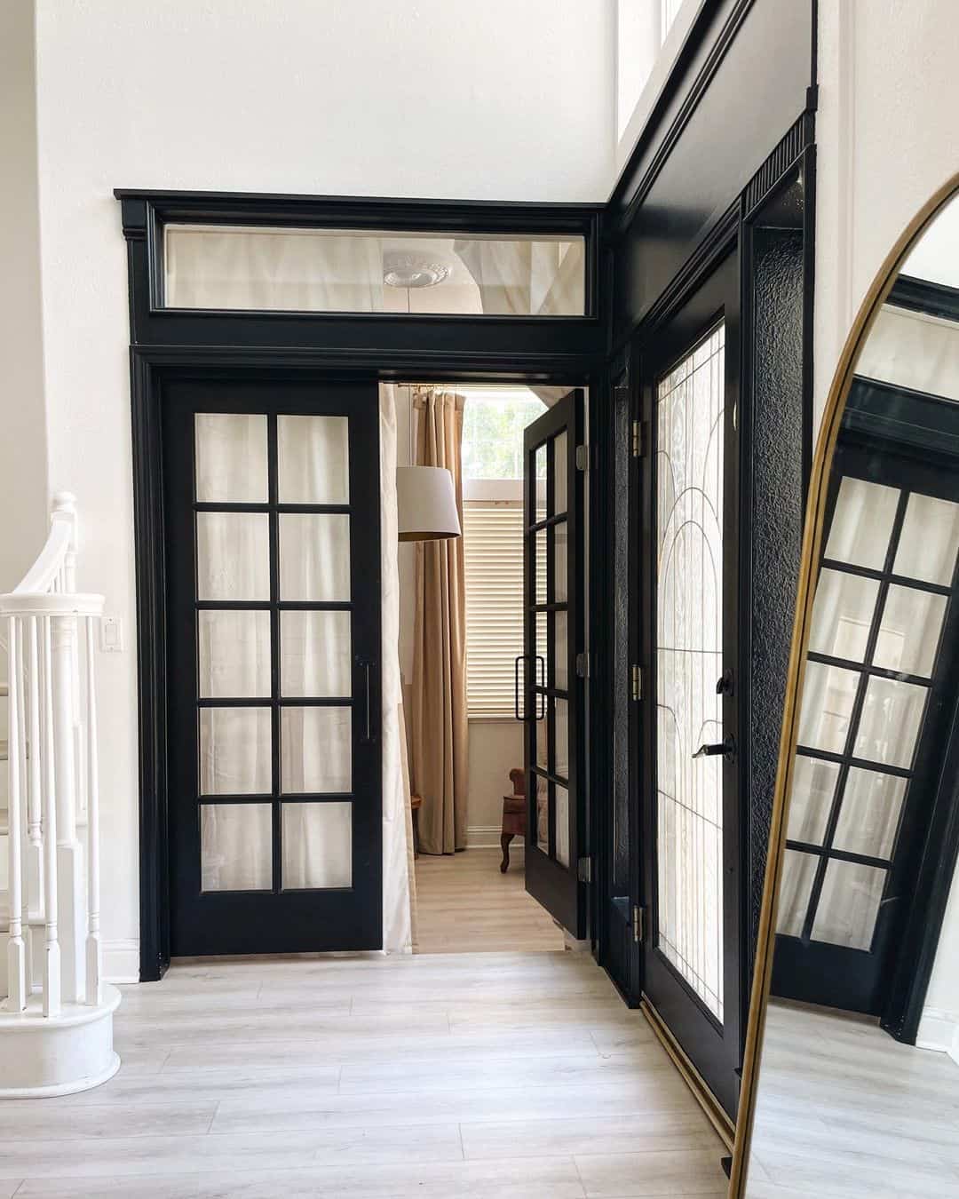 Striking Contrast for a Dramatic Design - Soul & Lane