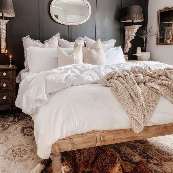 14 Farmhouse Ideas for Filling the Empty Space Above Your Bed