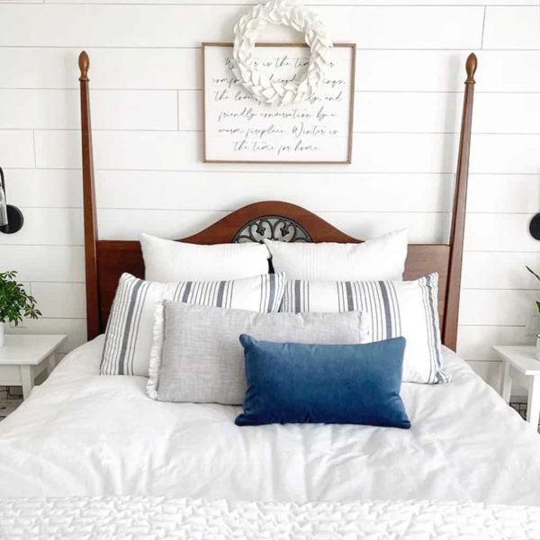 14 Farmhouse Ideas for Filling the Empty Space Above Your Bed